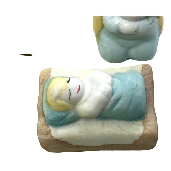 Miniature Nativity Scene Porcelain 10 Piece Set Vintage - Picture 5 of 12